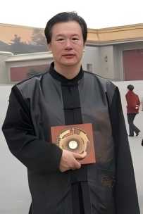 1763430550190465.jpg 裴翁.jpg